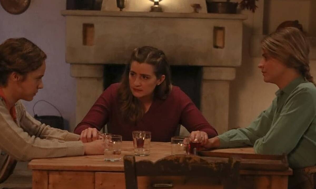 Άγριες Μέλισσες: Φωτό -ντοκουμέντο! Έτσι θα εξελιχθεί η σχέση Ασημίνας – Μυρσίνης (Photos)