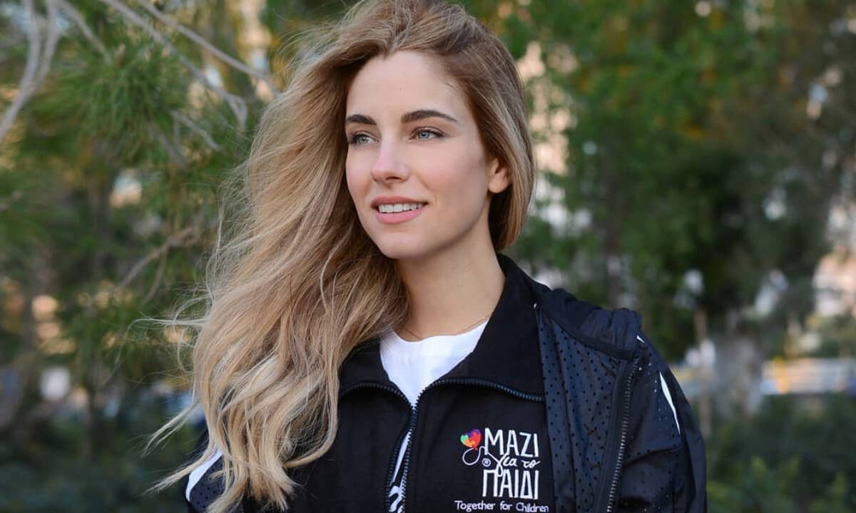 Δούκισσα Νομικού: Δείτε τον μικρό Σάββα να παίζει πιάνο (pics)