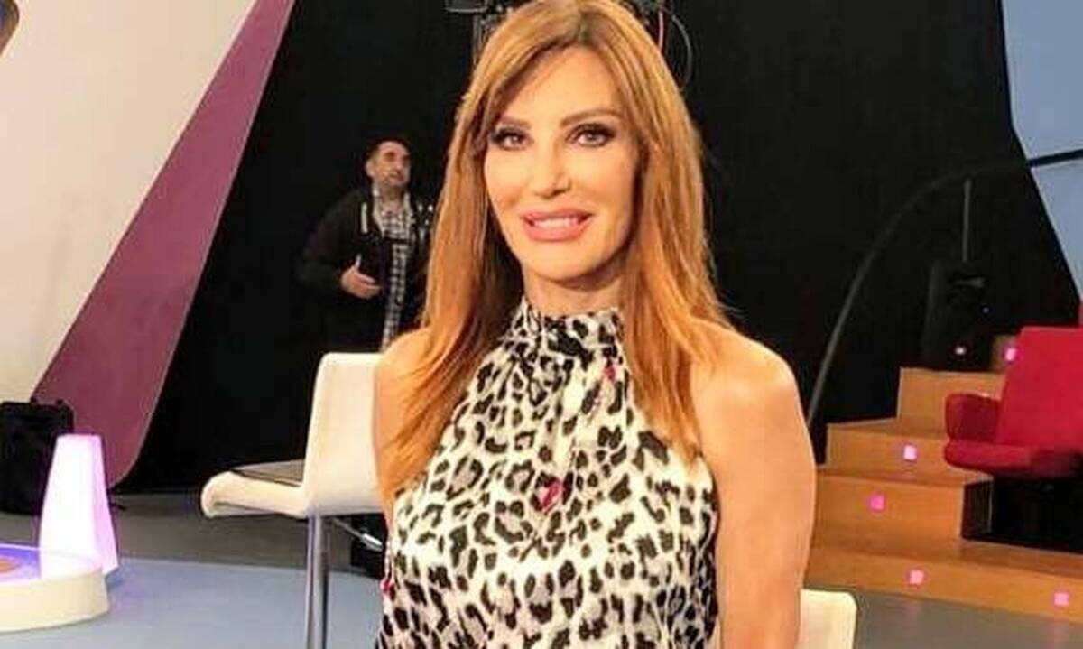 Βίκυ Χατζηβασιλείου: Οι δύσκολες στιγμές της ζωής της και το πρόβλημα υγείας του γιου της