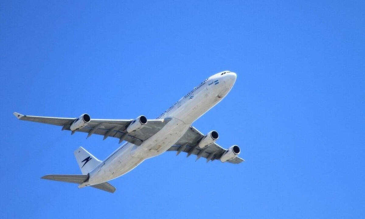 Τραγωδία σε πτήση: Νεκρή 10χρονη - Υπέστη καρδιακό επεισόδιο