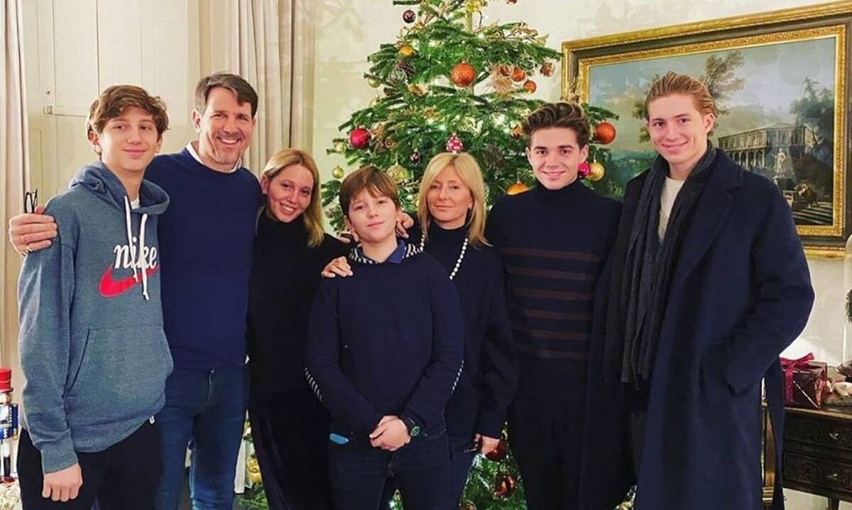 Παύλος - Marie Chantal: Χριστούγεννα με κυνήγι αλεπούς στην αγγλική εξοχή