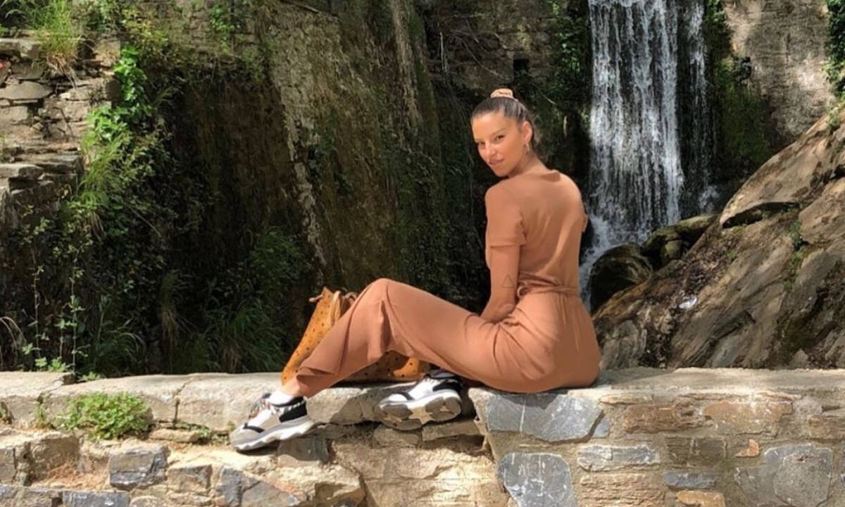 Έχεις δει τους γονείς της Χαράς Παππά του GNTM; Δεν φαντάζεσαι πόσο τους μοιάζει