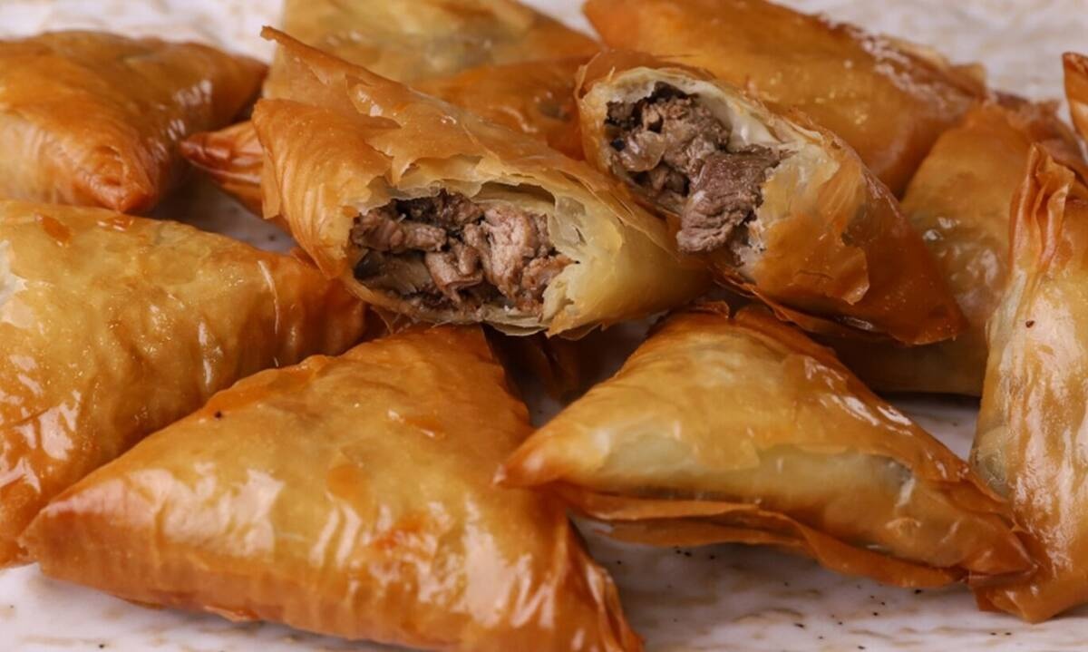 Ατομικά κρεατοπιτάκια από τον Γιώργο Τσούλη 