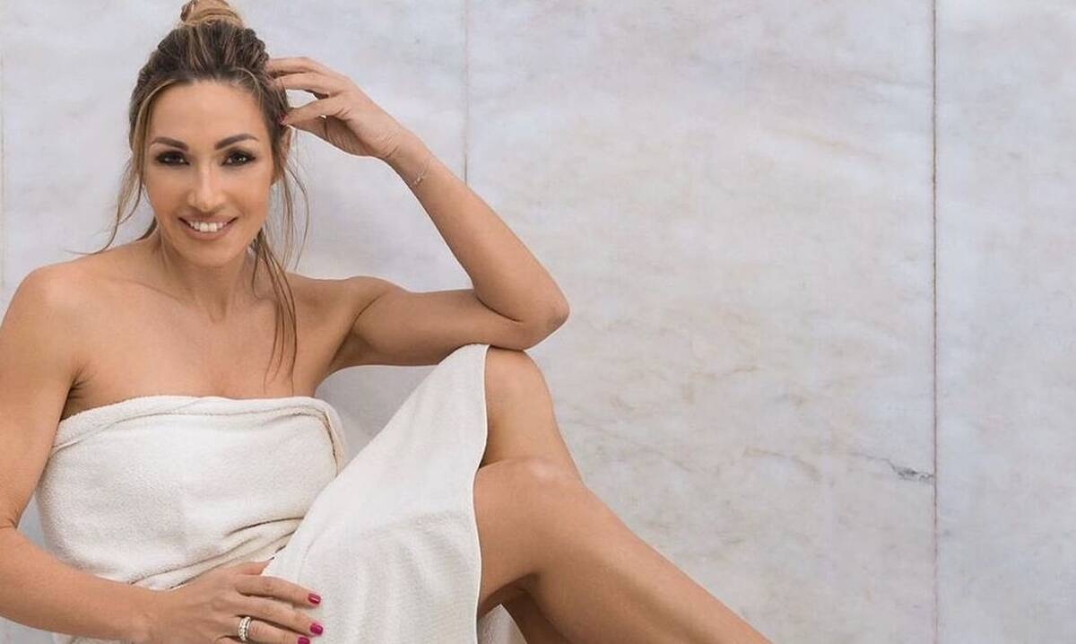 Ελένη Πετρουλάκη: Πόσο έχει μεγαλώσει η πρωτότοκη κόρη της! Κοντεύει να τη φτάσει στο ύψος! (Photos)
