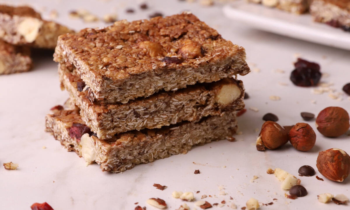 Σοκολατένιες μπάρες με muesli από τον Τσούλη!