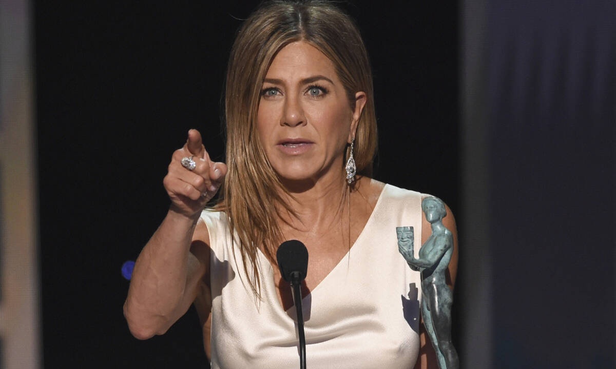 Η πρώτη δήλωση της Aniston για τη συνάντησή της με τον Brad Pitt, ήταν ακριβώς αυτή που περίμενες