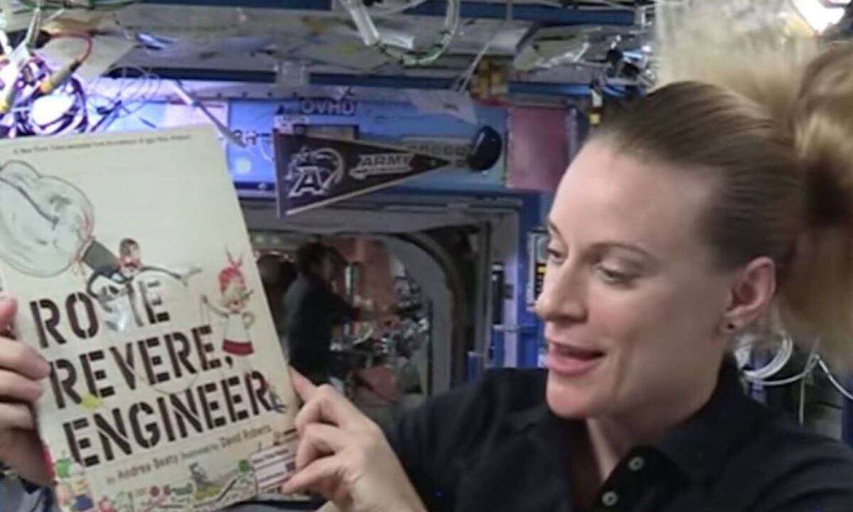 Παραμύθια για καληνύχτα που αφηγούνται ... αστροναύτες