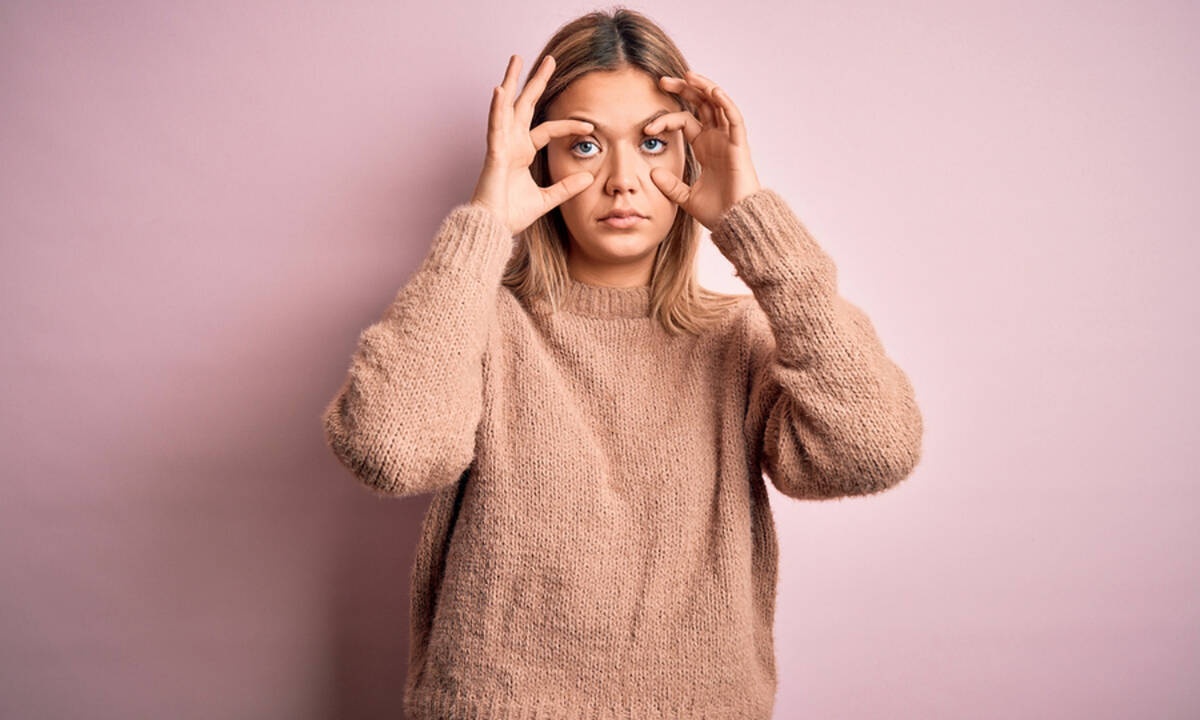 Μαύροι κύκλοι: 5 φυσικές λύσεις για να τους εξαφανίσετε! (εικόνες)