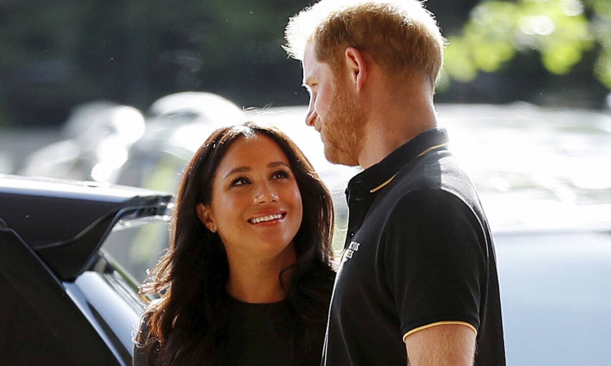 Ανατροπή μεγατόνων στο Megxit: Τι είχε πει η Ελισάβετ σε Meghan-Harry πριν από τον γάμο;