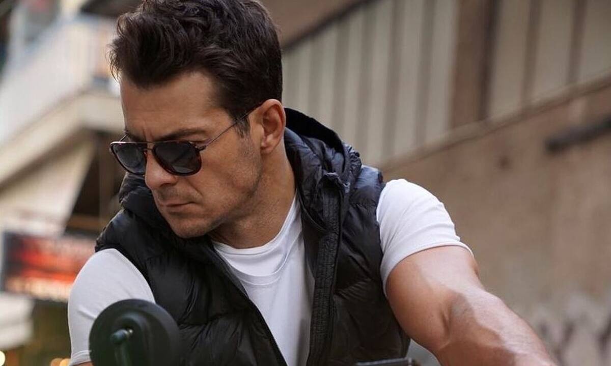 Αγγελόπουλος: Πόσους πόντους πρέπει να είναι τα τακούνια σου για να τον φτάσεις; Μάθε το ύψος του