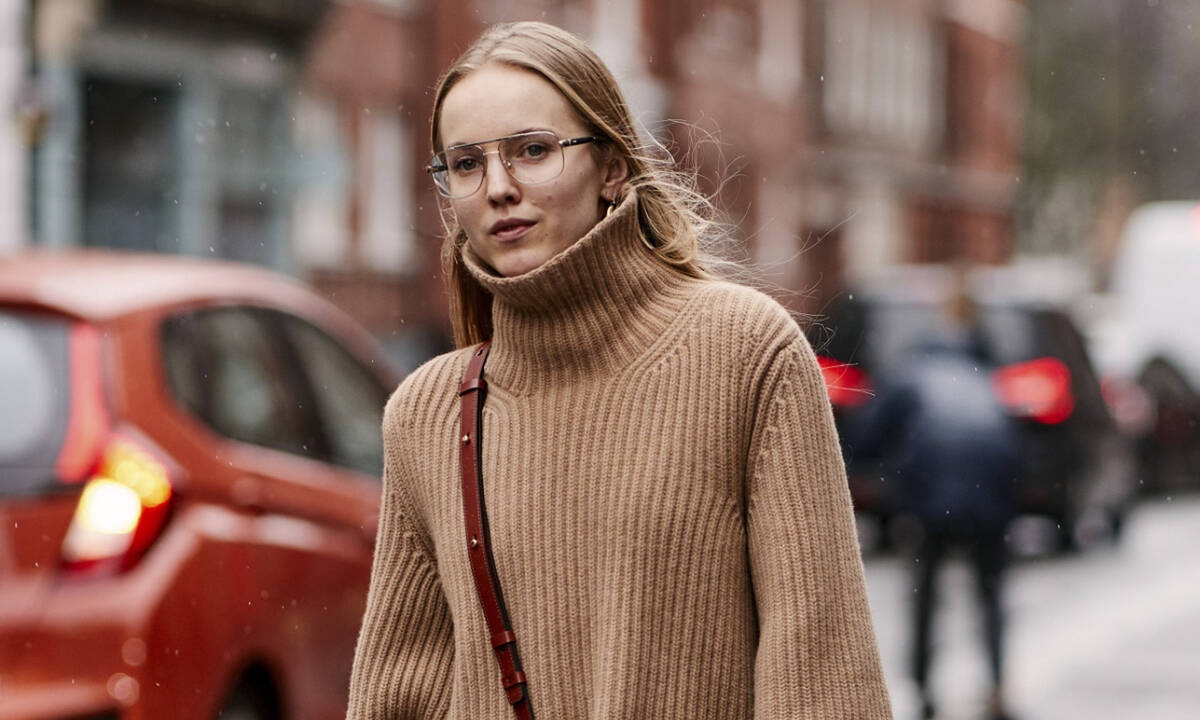 How to: Πώς θα επιδιορθώσεις μόνη σου την τρύπα στο πουλόβερ σου;