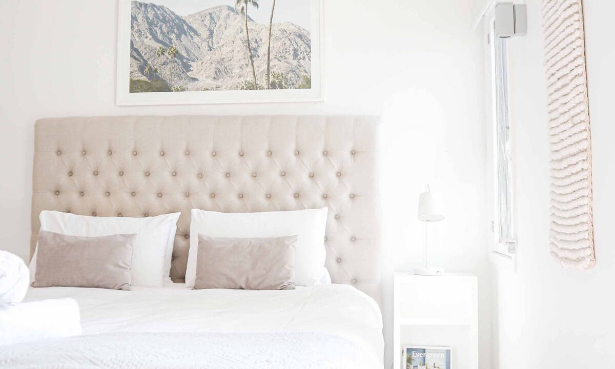 Κρεβατοκάμαρες σε neutral αποχρώσεις: το νέο trend της άνοιξης