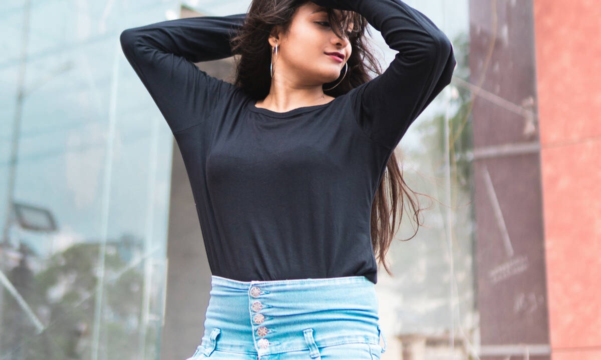 Shopping Guide: 6 χειμερινές μπλούζες που θα φοράς και την άνοιξη