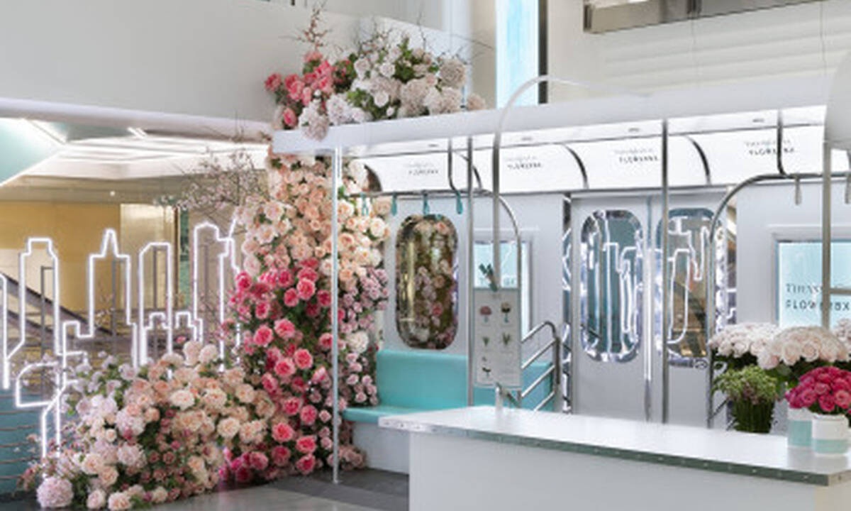 Η Tiffany & Co φροντίζει για τους ερωτευμένους...