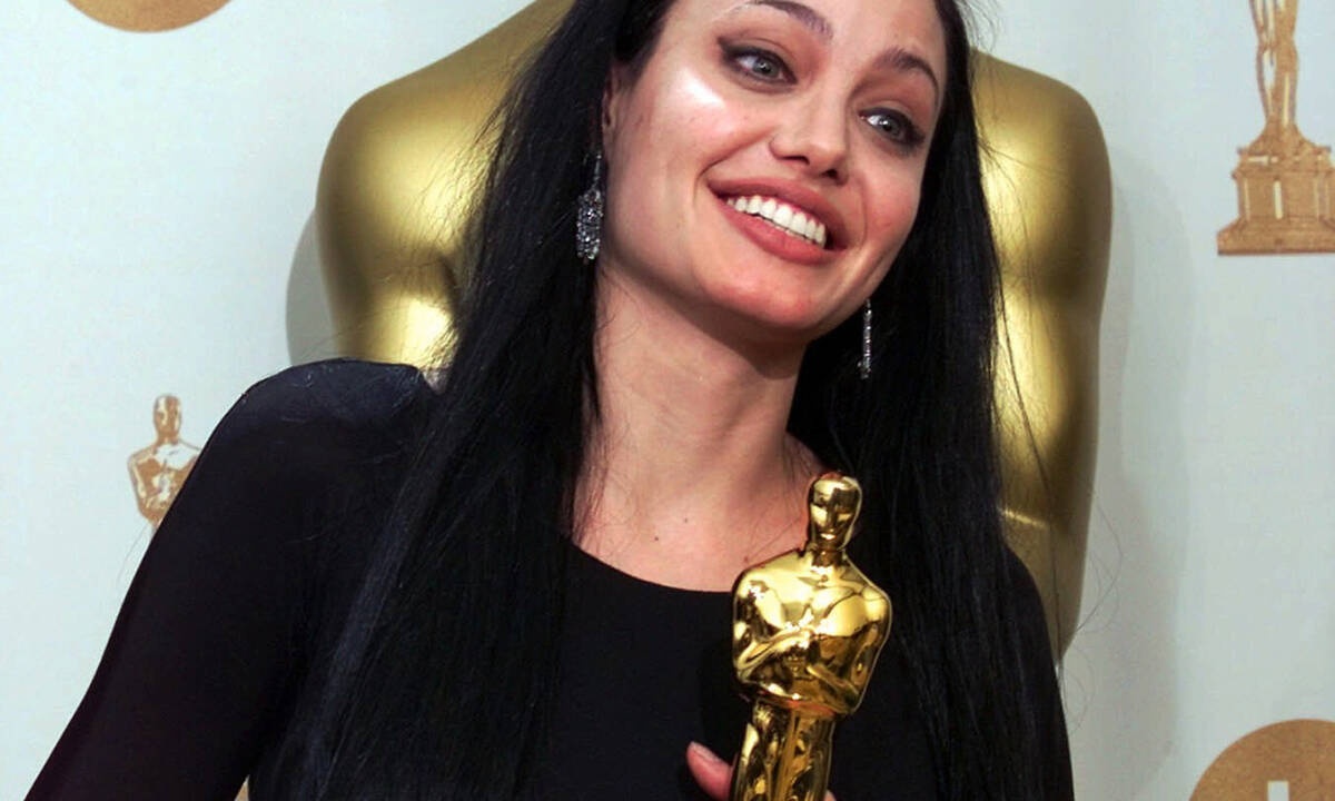 Οι πιο αστείες και περίεργες στιγμές στην ιστορία των Βραβείων Όσκαρ