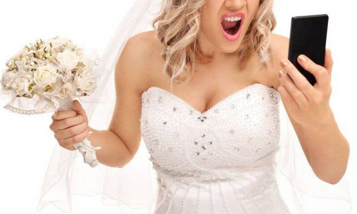 Γάμος... παρωδία: Άγριο ξύλο στο γαμπρό - Η οργή της νύφης