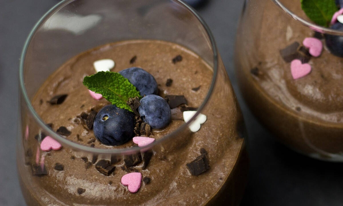 Μους σοκολάτας με κεράσια