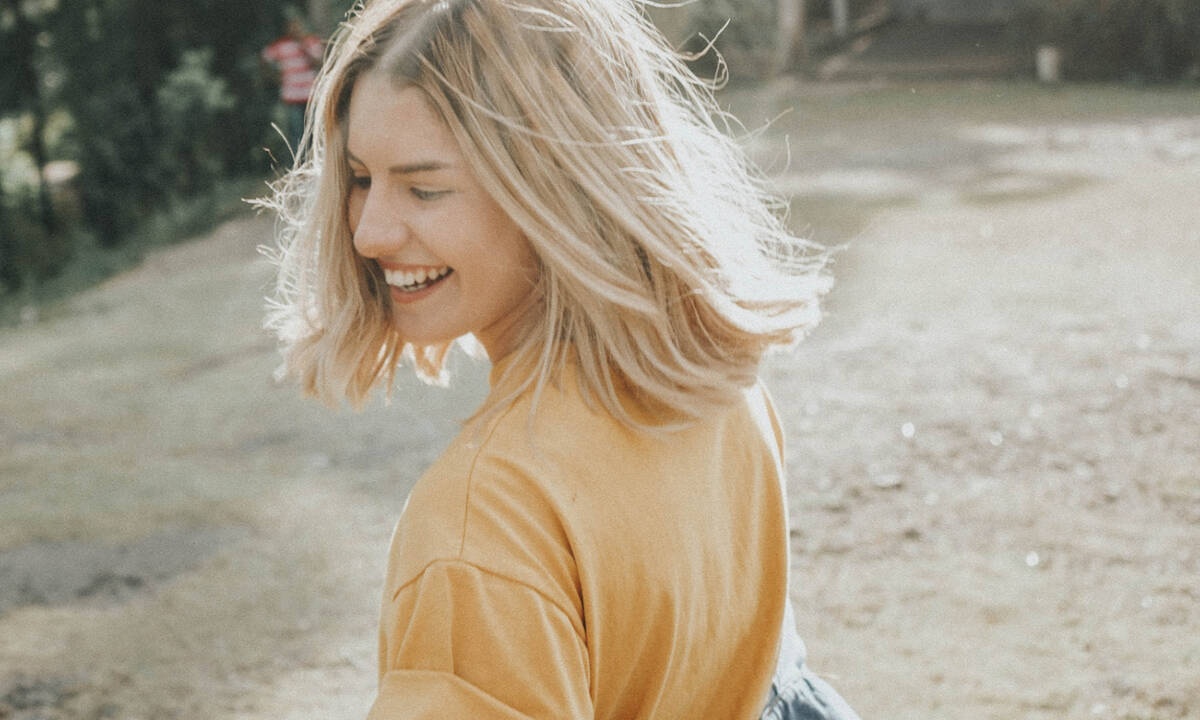 6 παράξενα πράγματα που συμβαίνουν στο σώμα σου όταν είσαι ερωτευμένη