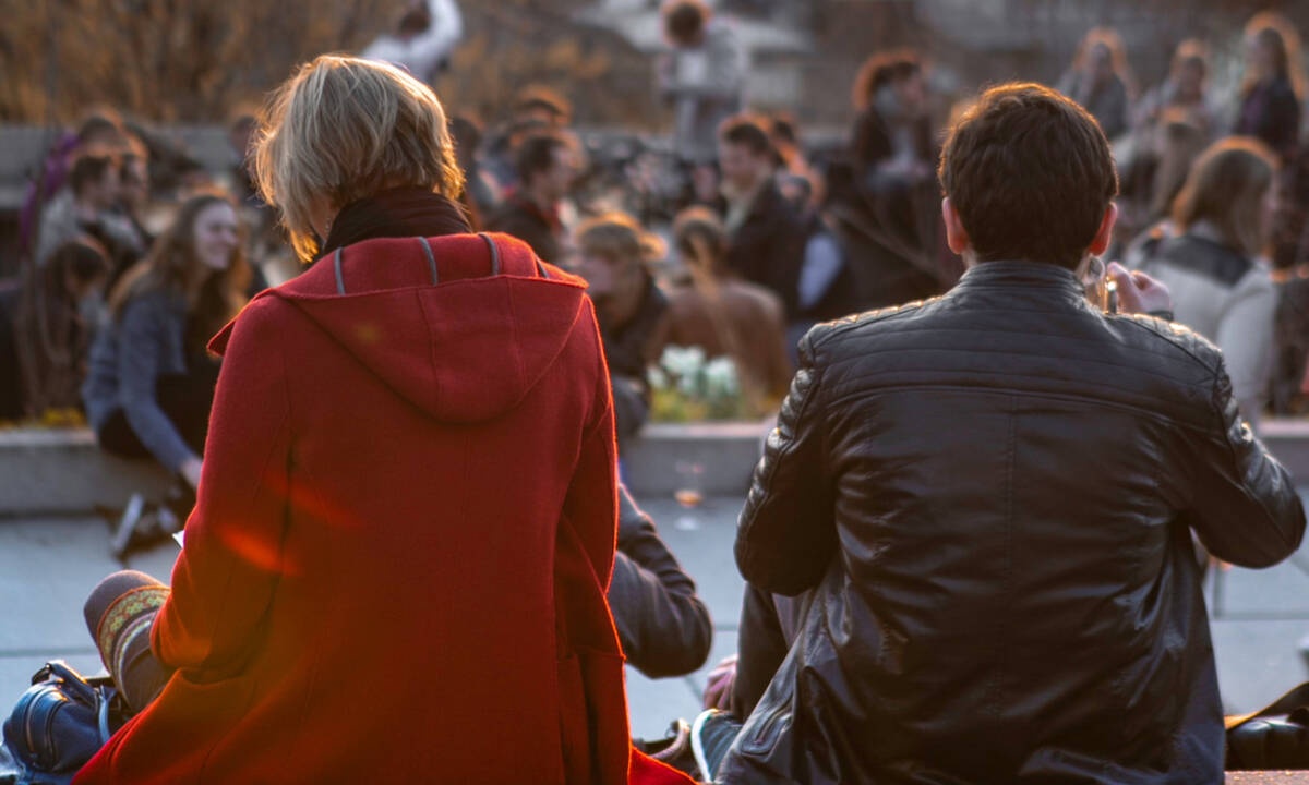 Πώς καταλαβαίνει ένας άντρας πως μια γυναίκα δεν είναι ερωτευμένη μαζί του;
