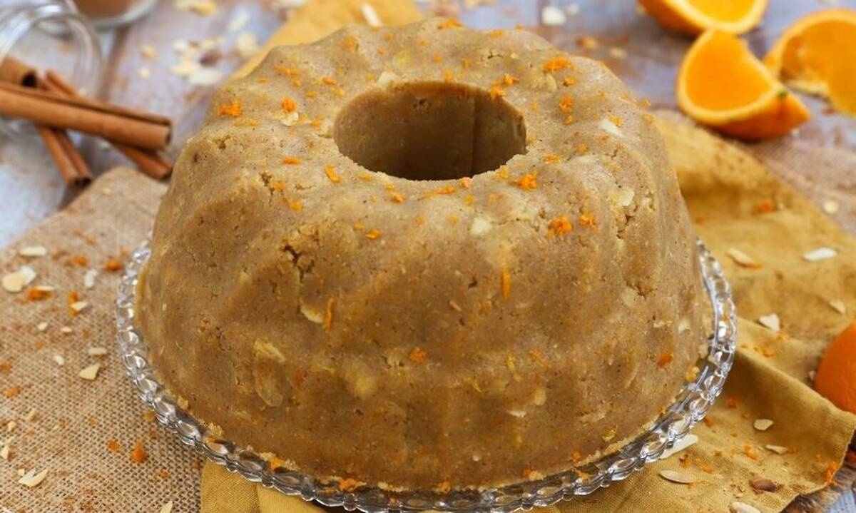 Αυτόν τον σιμιγδαλένιο χαλβά με πορτοκάλι του Τσούλη πρέπει να τον φτιάξεις! 