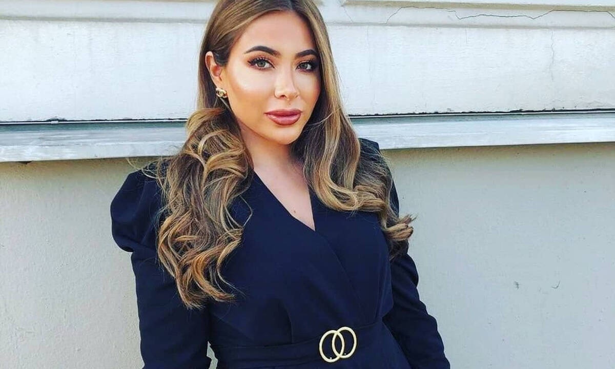 Puff sleeve tops: η πιο ισχυρή τάση της φετινής σεζόν