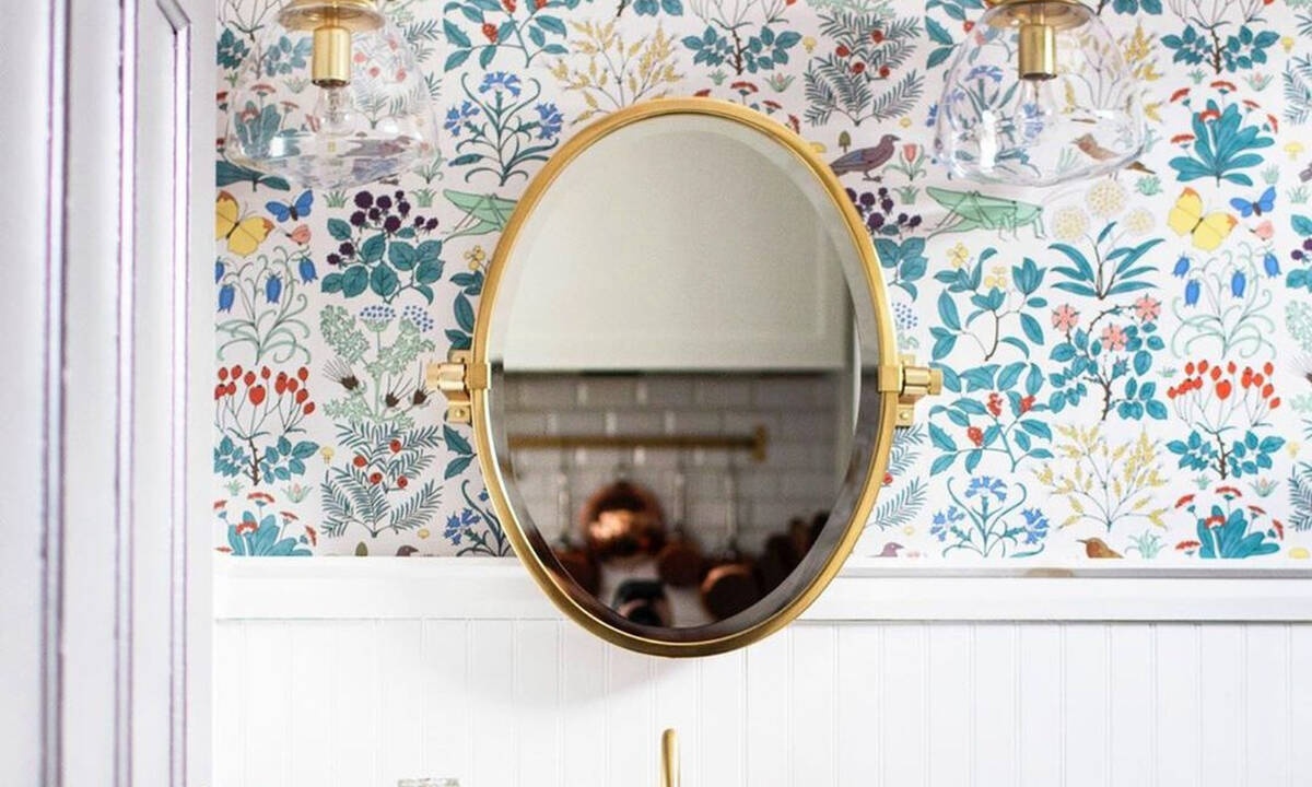 Αυτές οι ταπετσαρίας θα αναβαθμίσουν εύκολα και γρήγορα το μπάνιο σου