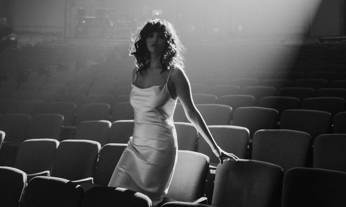 «Dance Again»: Το νέο music video της Selena Gomez βοηθά όσους έχουν πληγεί από την πανδημία