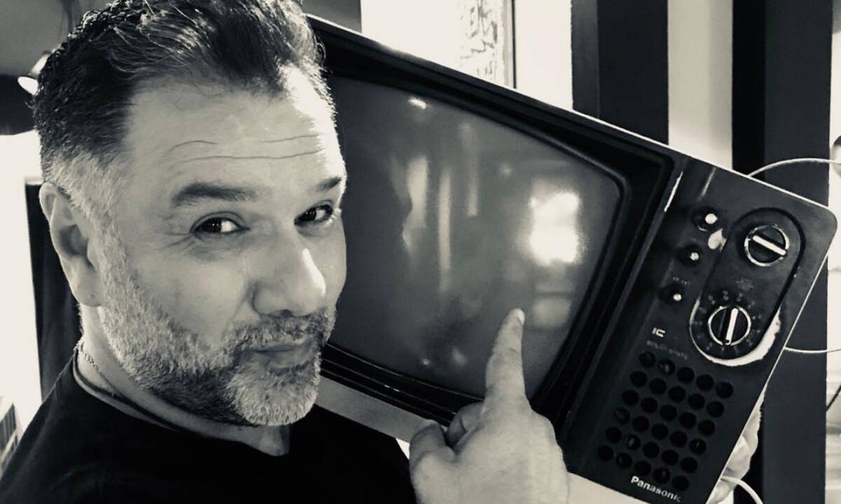 Live Tonight vs Βινύλιο: Η κόντρα Αρναούτογλου-Κανάκη συνεχίζεται κι αυτά τα 10 tweets ήταν «φωτιά»