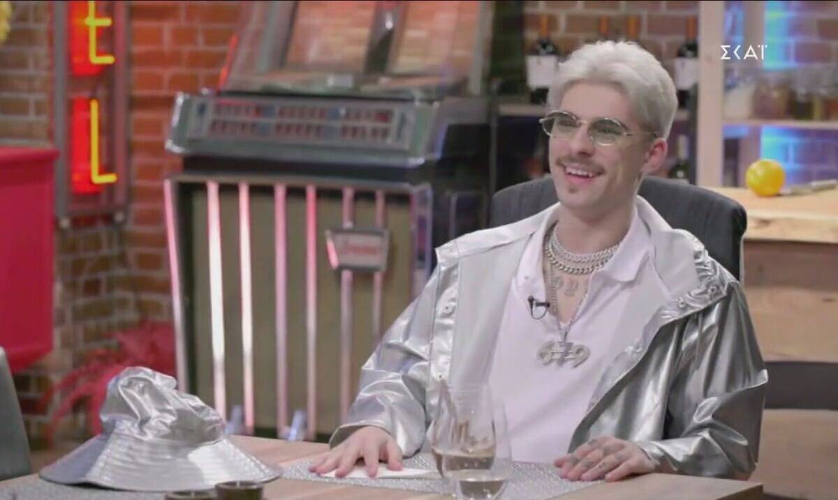 After Dark: Κι όμως! Ο FY αποκάλυψε ότι είναι ερωτευμένος! (Video)