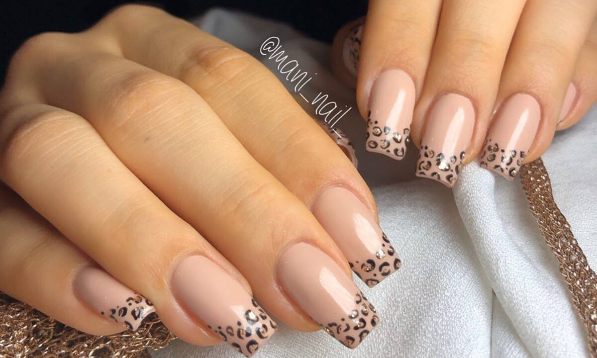 Αυτά τα σχέδια nude νυχιών πρέπει να αντιγράψεις εδώ και τώρα (VIDEO)