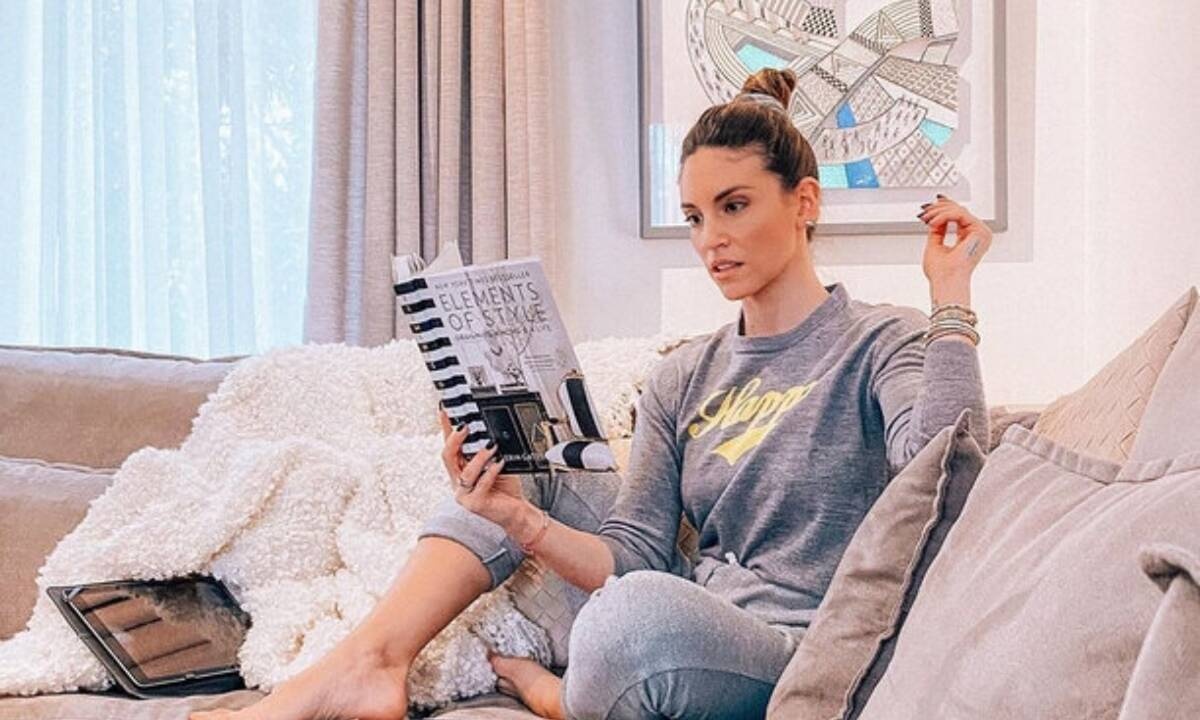 Αθηνά Οικονομάκου: Τι αποκαλύπτει εν μέσω καραντίνας για την «δεύτερη εγκυμοσύνη» της