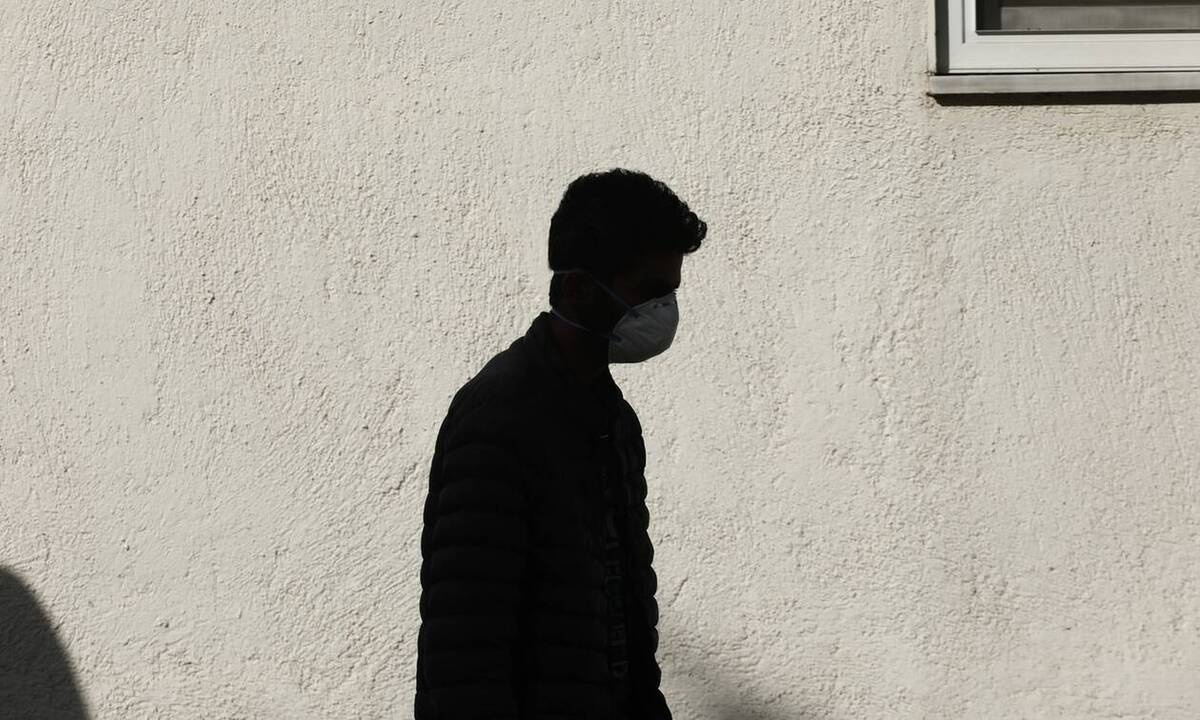 Κορονοϊός: Τρεις ακόμη θάνατοι σε λίγες ώρες στην Ελλάδα - 96 οι νεκροί