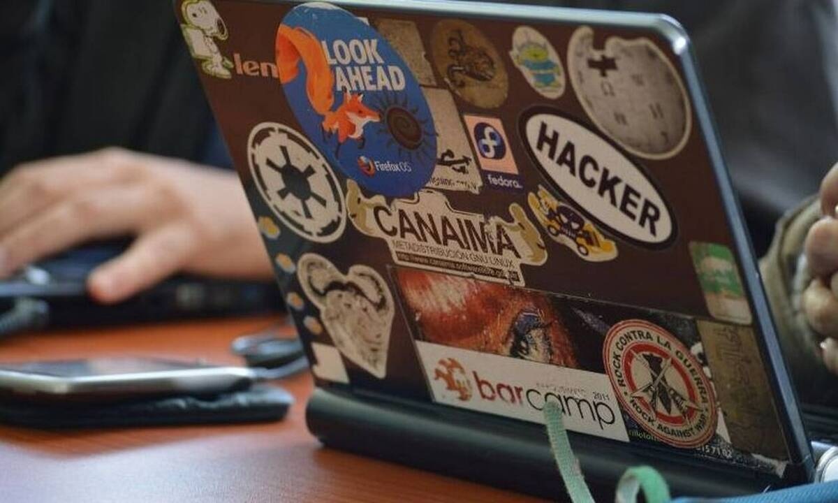 Προσοχή: Αν σας έρθει αυτό το e-mail σβήστε το αμέσως!