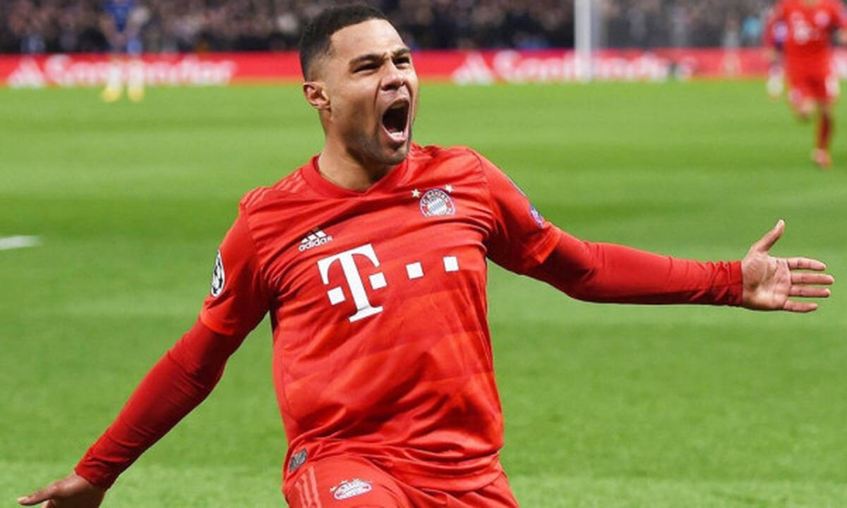 Θα πάθεις πλάκα με τη νέα σύντροφο του Γκνάμπρι (pics)