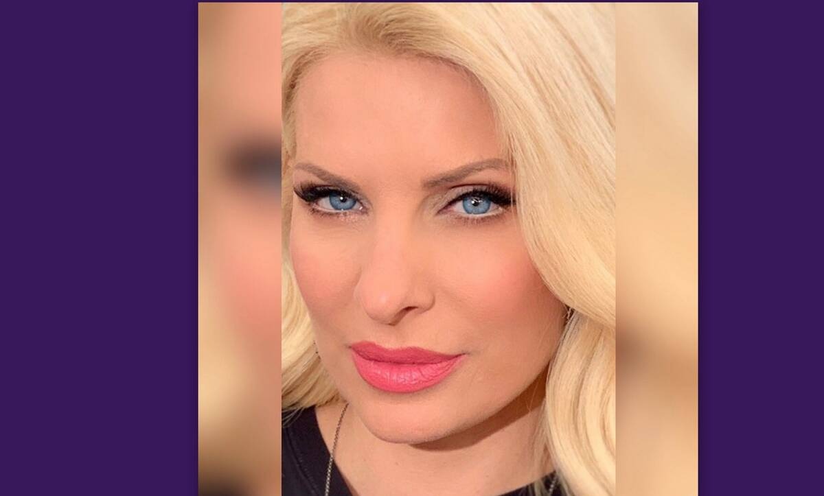 Ελένη Μενεγάκη: Το βίντεο που είδε και το έστειλε σε όλους τους συνεργάτες της! 