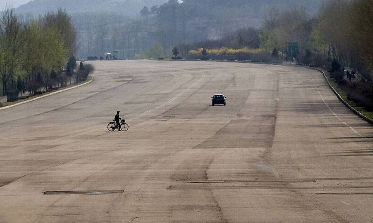 Βόρεια Κορέα: Δεν φαντάζεσαι πώς είναι οι δρόμοι εκεί - Δες τι μπορεί να συναντήσει κανείς