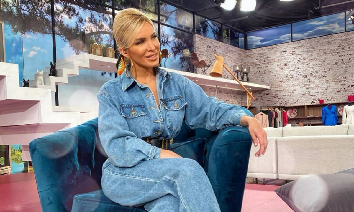 H Κατερίνα Καινούργιου έχει κάνει τις καλύτερες εμφανίσεις της φορώντας τζιν