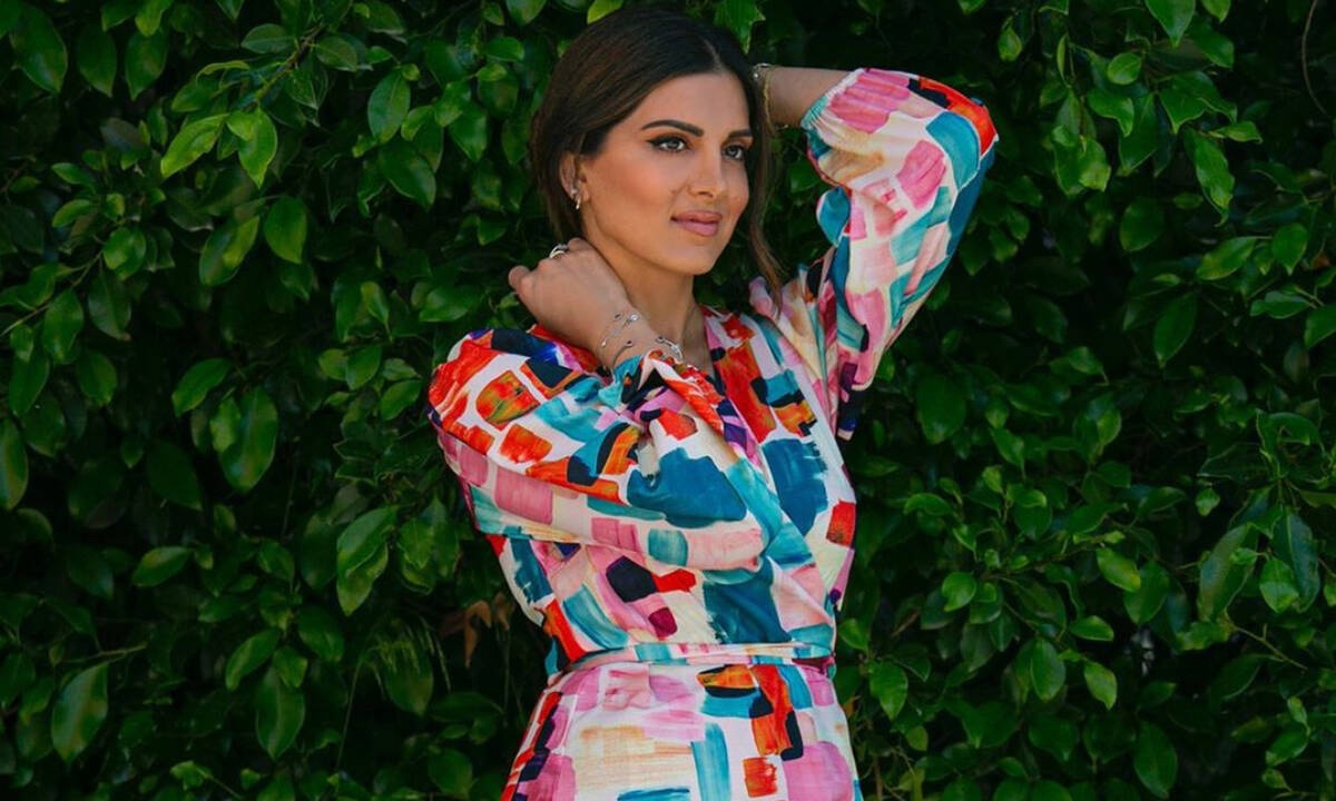 Σταματίνα Τσιμτσιλή: Δεν φαντάζεστε τι την ανάγκασαν οι κόρες της να φορέσει (pics)