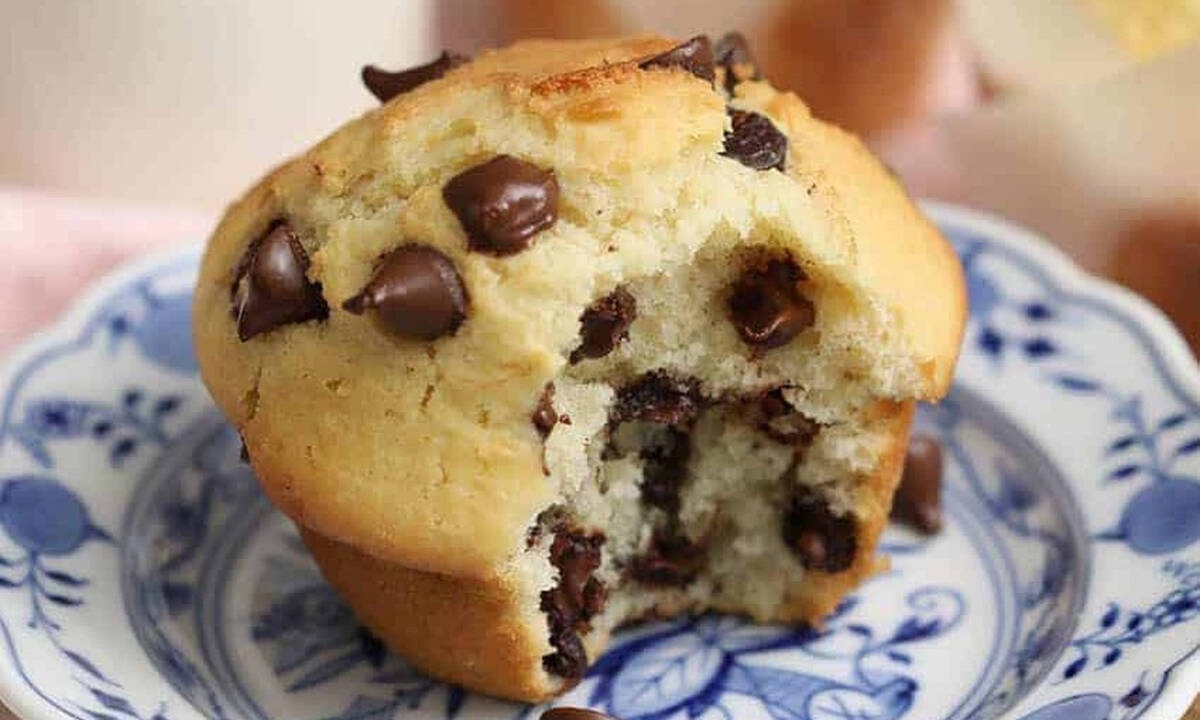 Muffins με κομματάκια σοκολάτας