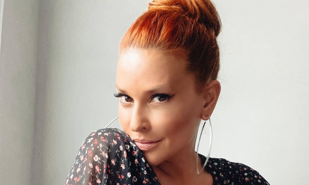 Σίσσυ Χρηστίδου: Μας δείχνει τους γιους της μετά από καιρό στον κήπο του πανέμορφου σπιτιού της