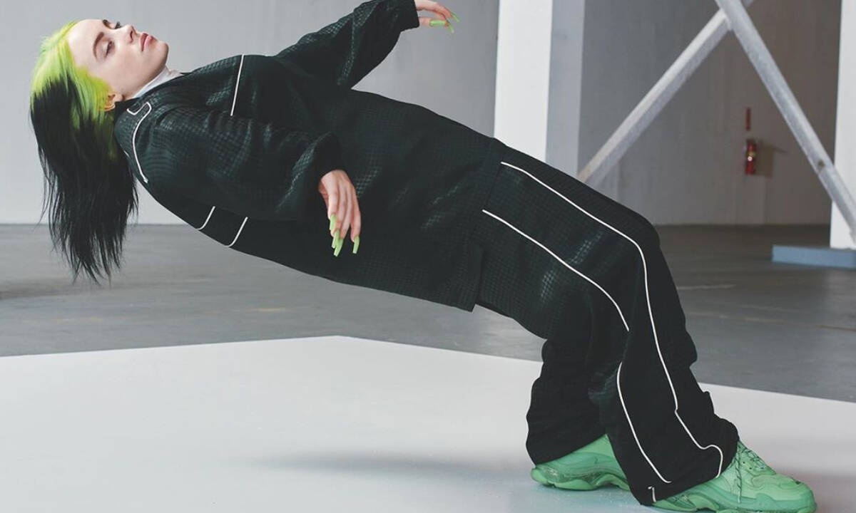 Να τι κάνει η Billie Eilish όσο βρίσκεται στην καραντίνα και ναι ετοιμάζει νέα tracks