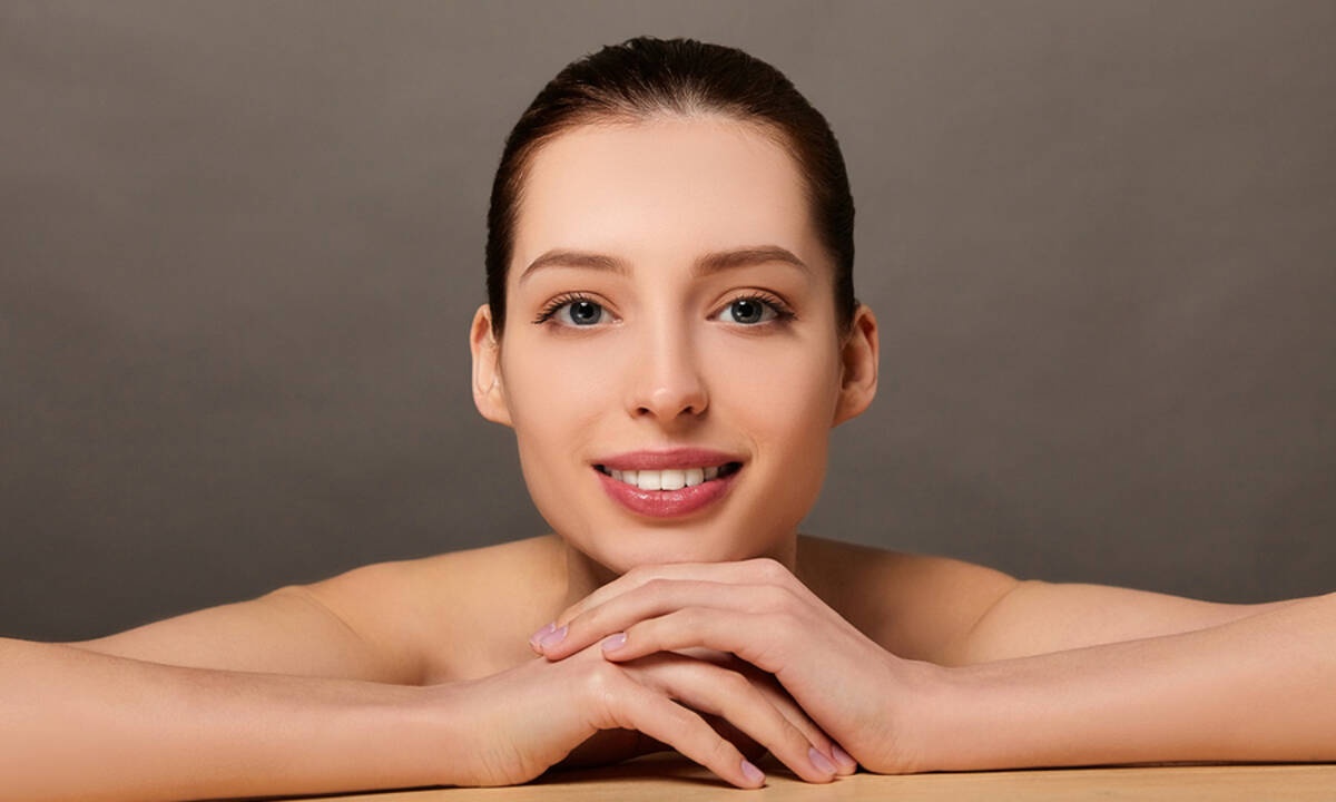 Οι τροφές που καθαρίζουν φυσικά την επιδερμίδα (εικόνες)