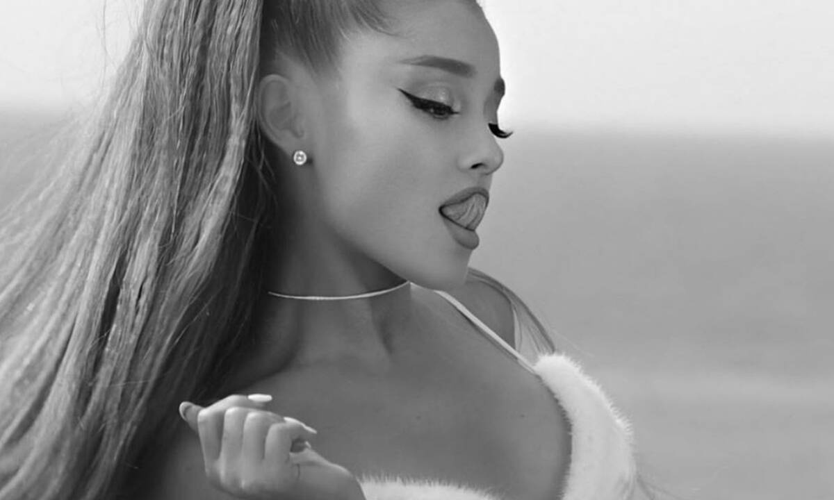 Η Ariana Grande άφησε το ponytail της για αυτό το υπέροχο χτένισμα