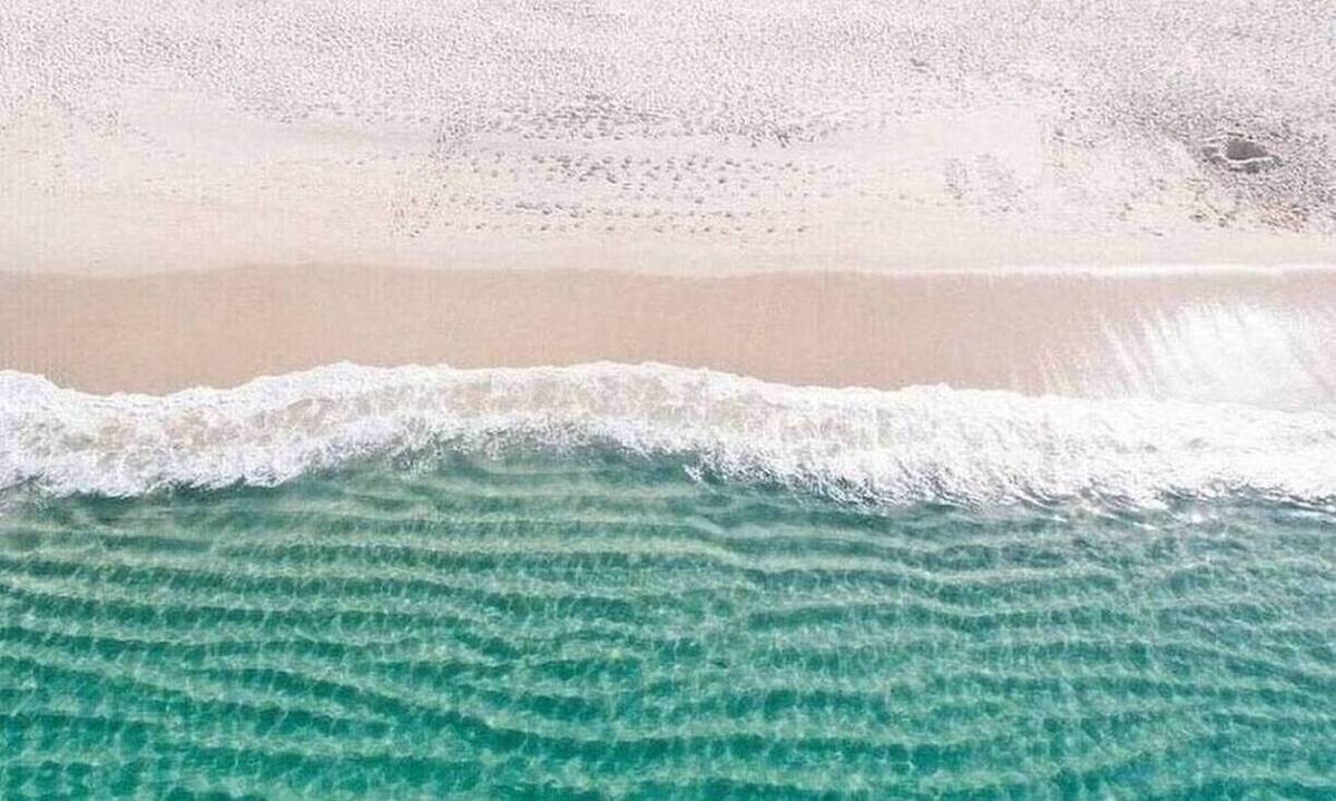 Απίστευτο: Βρήκε αυτό που ξέβρασε η θάλασσα - Κέρδισε 55.000 ευρώ!