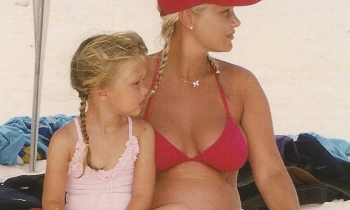 Μπορείς να καταλάβεις ποιο γνωστό μοντέλο είναι το κορίτσι στη φωτογραφία;