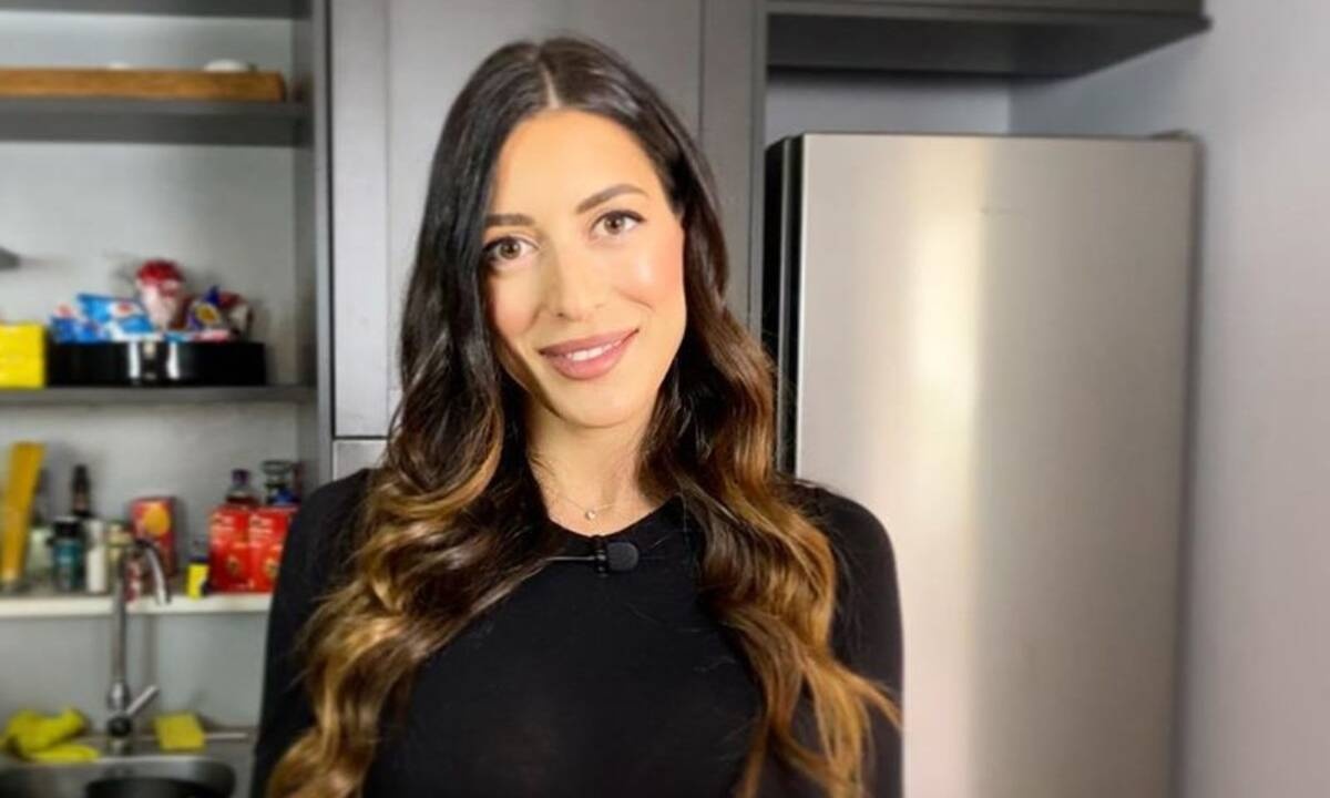 Φλορίντα Πετρουτσέλι: Η φώτο στον κήπο του σπιτιού 18 μέρες μετά τη γέννα