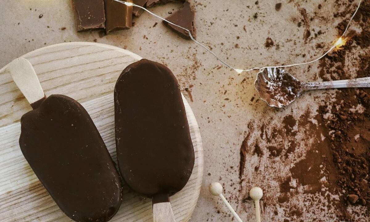 Γλυκό στον καύσωνα: Δύο παγωμένα γλυκά που εγκρίνει η διατροφολόγος