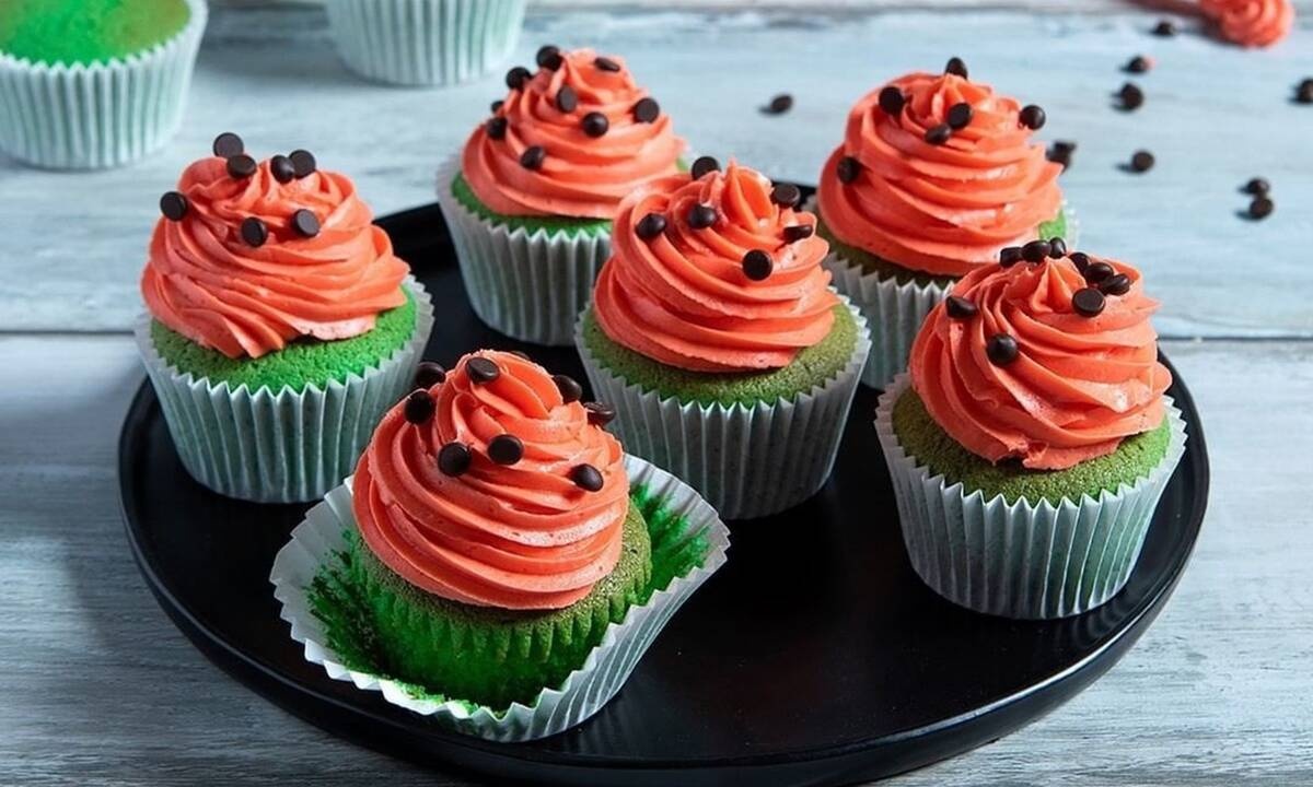 Cupcakes καρπούζι