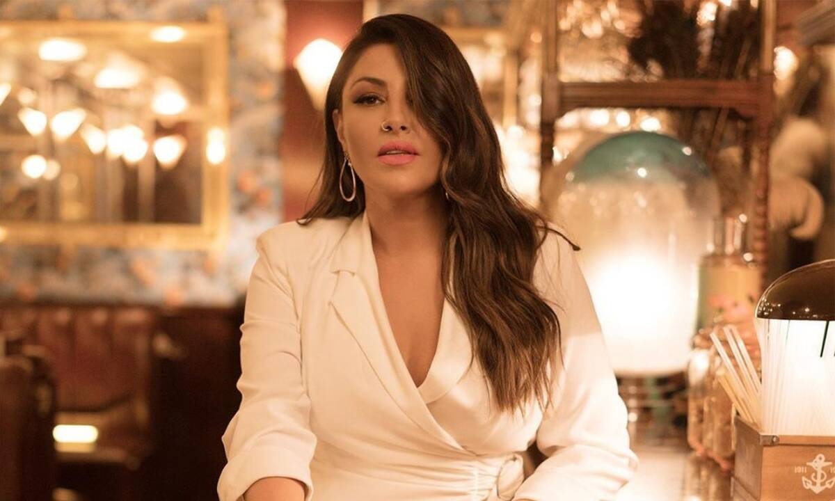 Εσύ θυμάσαι πώς ήταν η Έλενα Παπαρίζου 15 χρόνια πριν; (photos)