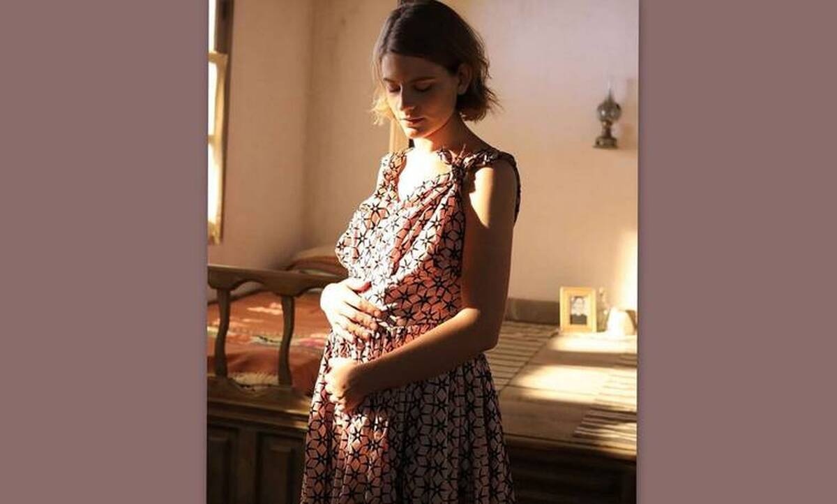 Άγριες Μέλισσες:Η Δρόσω με φριχτούς πόνους, βγαίνει από το σπίτι και καταρρέει